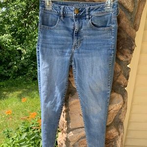 American Eagle light wash jeans